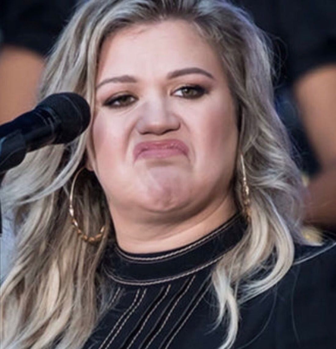 Stankface - Kelly Clarkson Style.